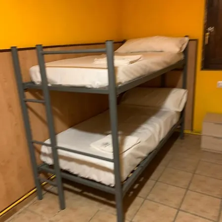 Hostel Torrejones De *